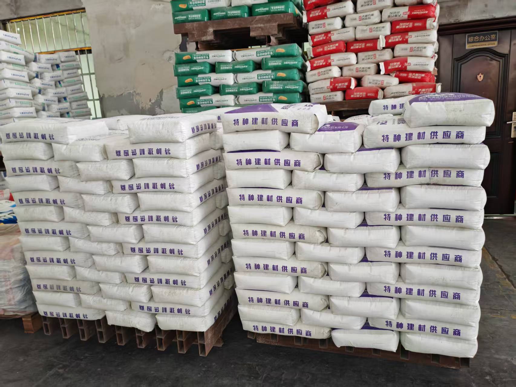 铜川拱顶带模注浆料